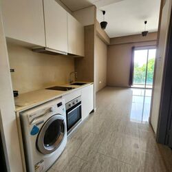 Stratum (D18), Condominium #585580511